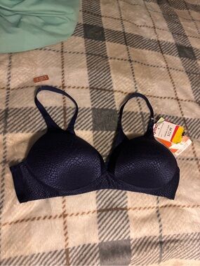 Warner's Navy Textured Molded T-Shirt Bra